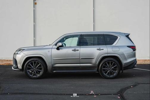 2025 Lexus LX 700h F SPORT