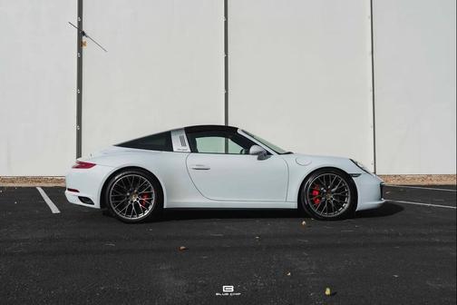 2017 Porsche 911 Targa 4S