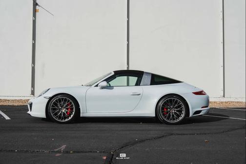 2017 Porsche 911 Targa 4S