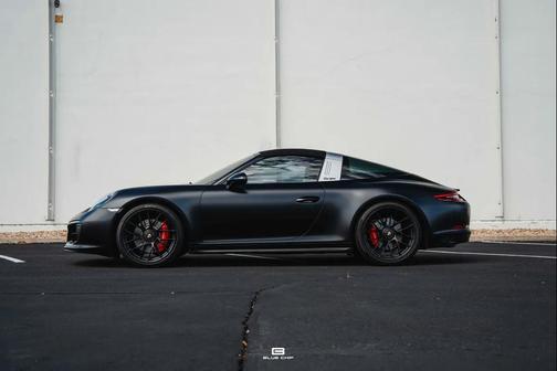 2019 Porsche 911 Targa 4 GTS
