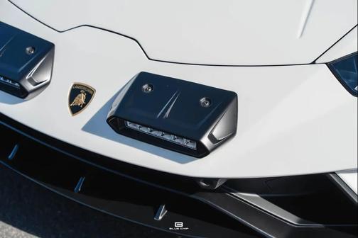 White 2024 Lamborghini Huracan Sterrato