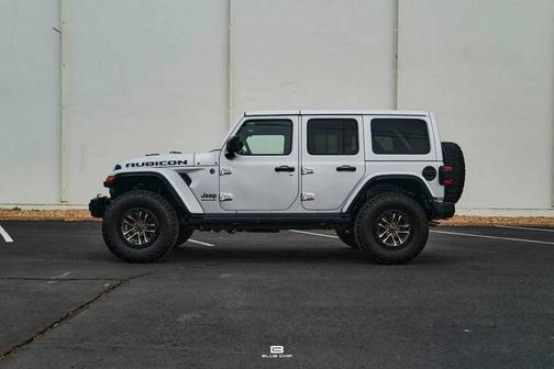 Silver Zynith 2024 Jeep Wrangler Rubicon 392