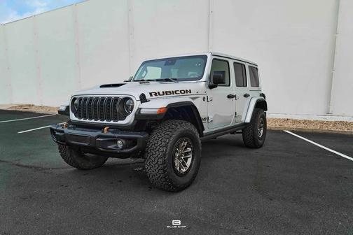Silver Zynith 2024 Jeep Wrangler Rubicon 392