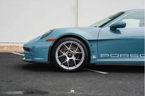 2024 Porsche 911 S/T