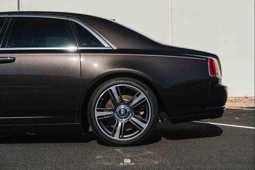 2014 Rolls-Royce Ghost V-Specification