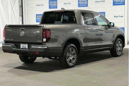 Photo 4 of 32 of 2020 Honda Ridgeline RTL-E