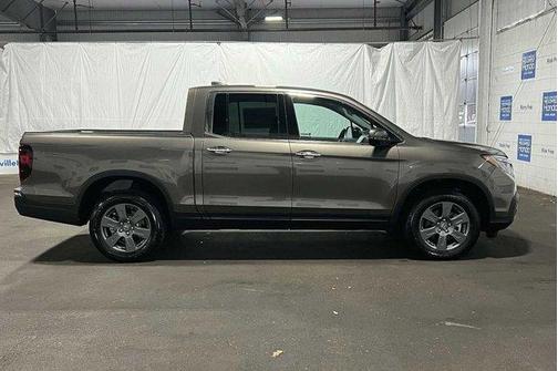 Photo 3 of 32 of 2020 Honda Ridgeline RTL-E