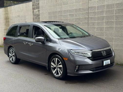 2022 Honda Odyssey 