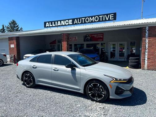 2023 Kia K5 GT-Line