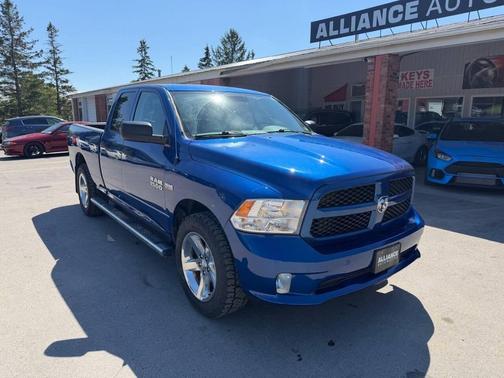 True Blue Pearl Coat 2018 RAM 1500 Express