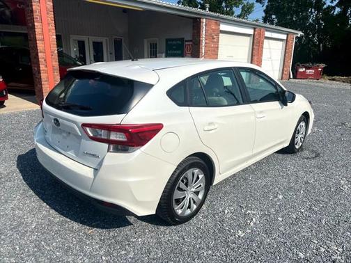 2018 Subaru Impreza 2.0i