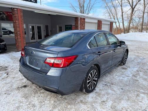2018 Subaru Legacy Base