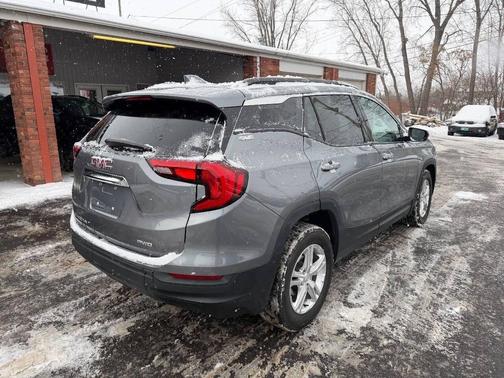 2021 GMC Terrain SLE