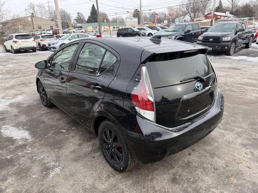 2016 Toyota Prius c Special Edition