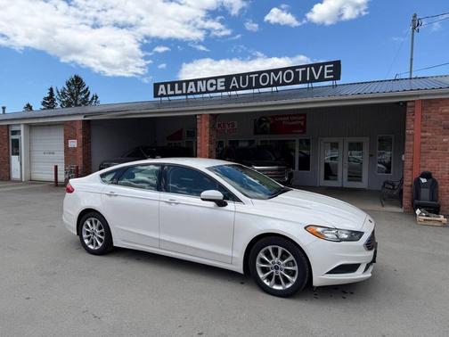 Oxford White 2017 Ford Fusion SE