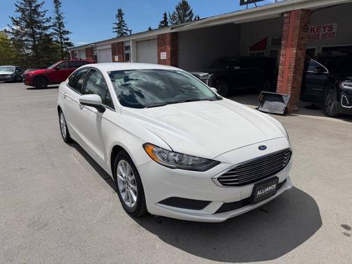 Oxford White 2017 Ford Fusion SE
