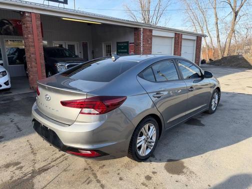 2019 Hyundai ELANTRA Value Edition