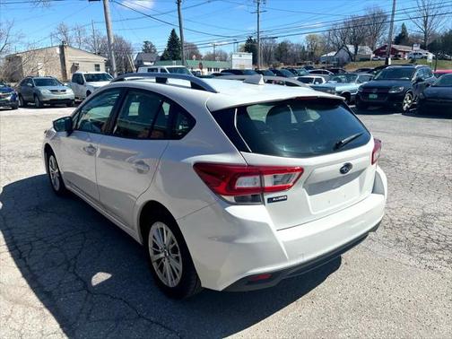 2017 Subaru Impreza 2.0i Premium