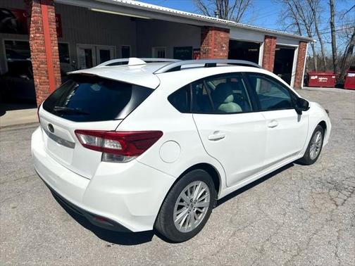2017 Subaru Impreza 2.0i Premium
