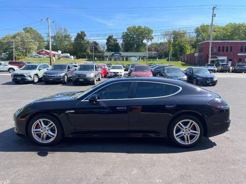 2013 Porsche Panamera 4S