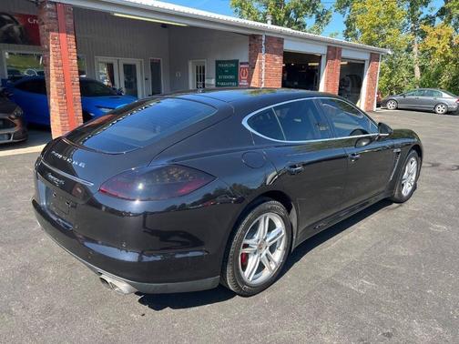 2013 Porsche Panamera 4S