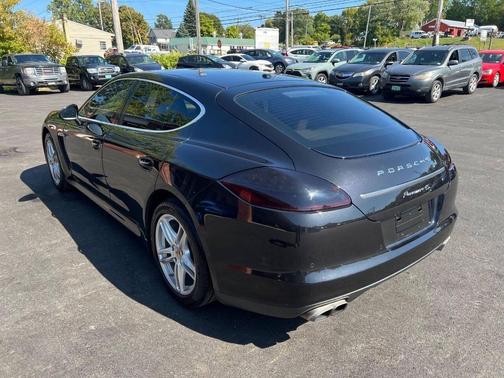 2013 Porsche Panamera 4S