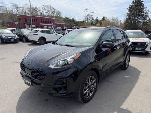 Black Cherry 2021 Kia Sportage S