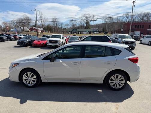 2018 Subaru Impreza 2.0i