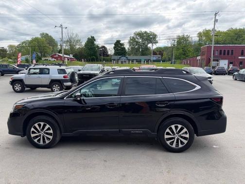 Crystal Black Silica 2020 Subaru Outback Premium