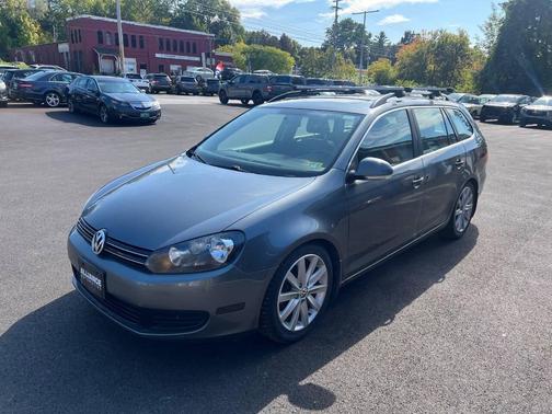 2014 Volkswagen Jetta SportWagen DSG TDI w/Sunroof & Nav