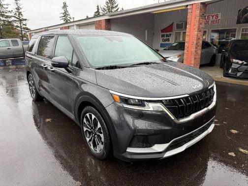 2023 Kia Carnival EX