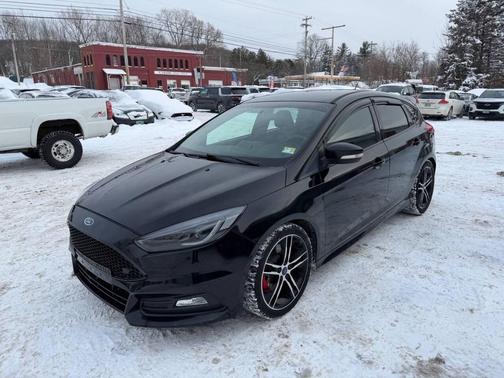 2017 Ford Focus ST 