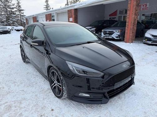 2017 Ford Focus ST 
