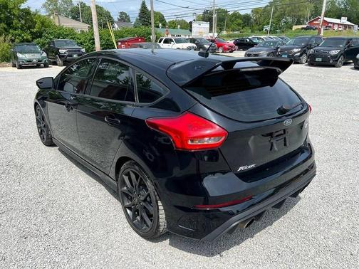 2017 Ford Focus RS Base