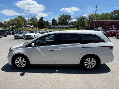 White Diamond Pearl 2014 Honda Odyssey EX