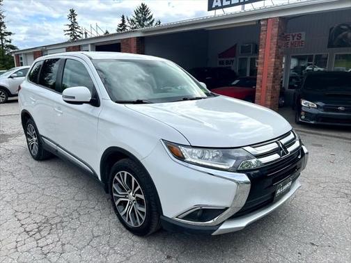 2017 Mitsubishi Outlander SE