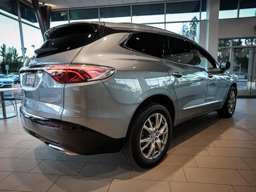 2023 Buick Enclave Premium AWD