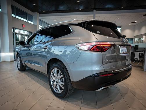 2023 Buick Enclave Premium AWD