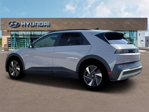 2025 Hyundai IONIQ 5 SEL