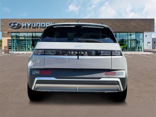 2025 Hyundai IONIQ 5 SEL