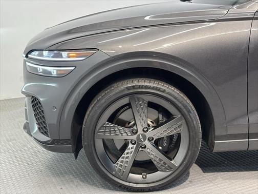 2023 Genesis GV70 2.5T AWD