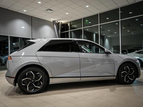 2023 Hyundai IONIQ 5 Limited