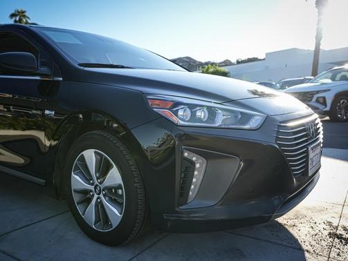 2019 Hyundai IONIQ Plug-In Hybrid Limited