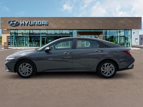2025 Hyundai ELANTRA HEV Blue