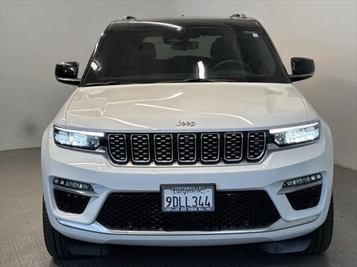 2023 Jeep Grand Cherokee Summit
