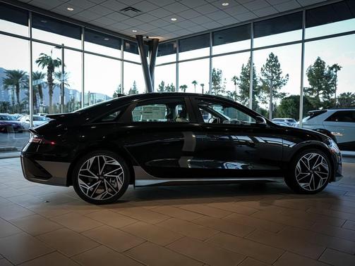 2023 Hyundai IONIQ 6 SEL