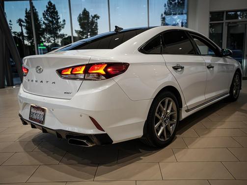 2019 Hyundai SONATA Limited 2.0T