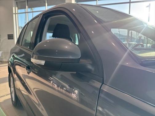 2017 Volkswagen Tiguan 2.0T S 4MOTION