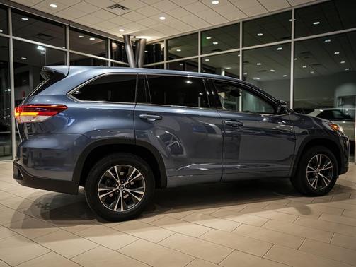 2018 Toyota Highlander LE Plus