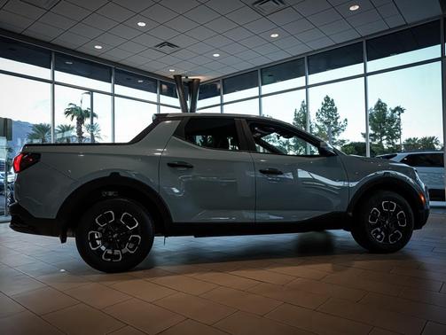 2023 Hyundai SANTA CRUZ SE